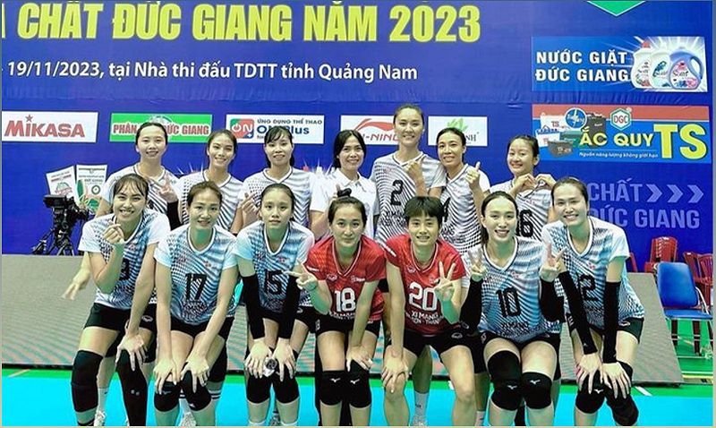HLV Bùi Huy Sơn: Sự lựa chọn mạnh mẽ cho bóng chuyền nữ Thanh Hóa - 889439615