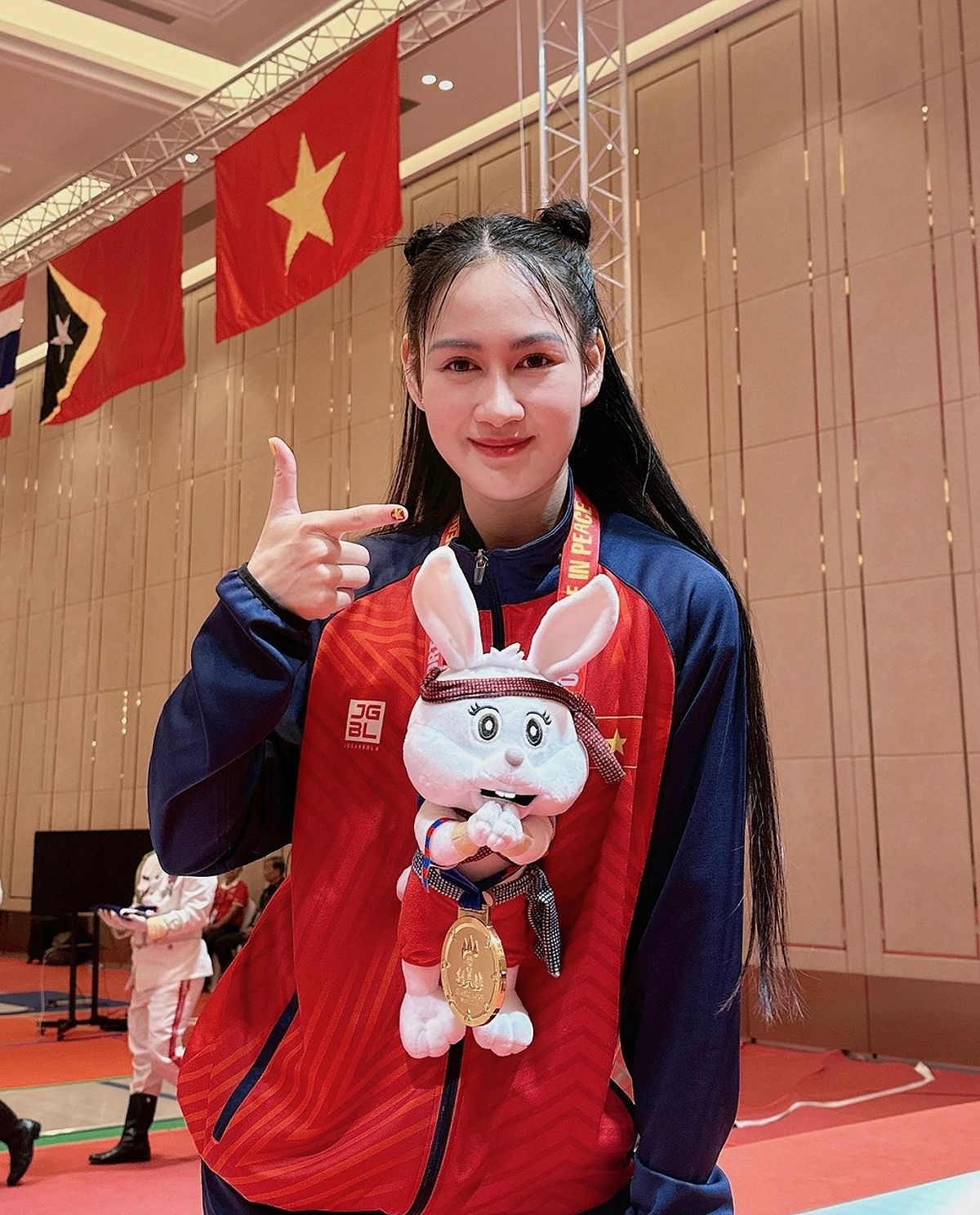 Lê Minh Hằng: Vận động viên đấu kiếm nổi tiếng Việt Nam với nhan sắc xinh đẹp và thành công tại SEA Games - -1167020385