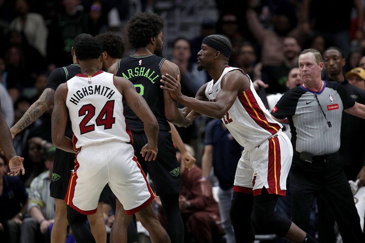 Miami Heat và New Orleans Pelicans treo giò 5 cầu thủ sau cuộc ẩu đả - -808434886