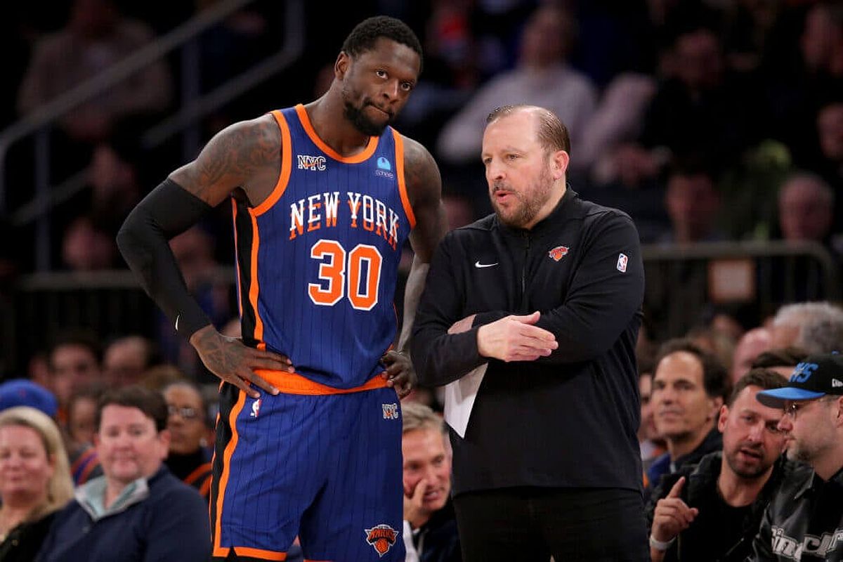 Tom Thibodeau của đội New York Knicks được bầu chọn là huấn luyện viên mà các cầu thủ ít muốn chơi dưới sự dẫn dắt - 65109872