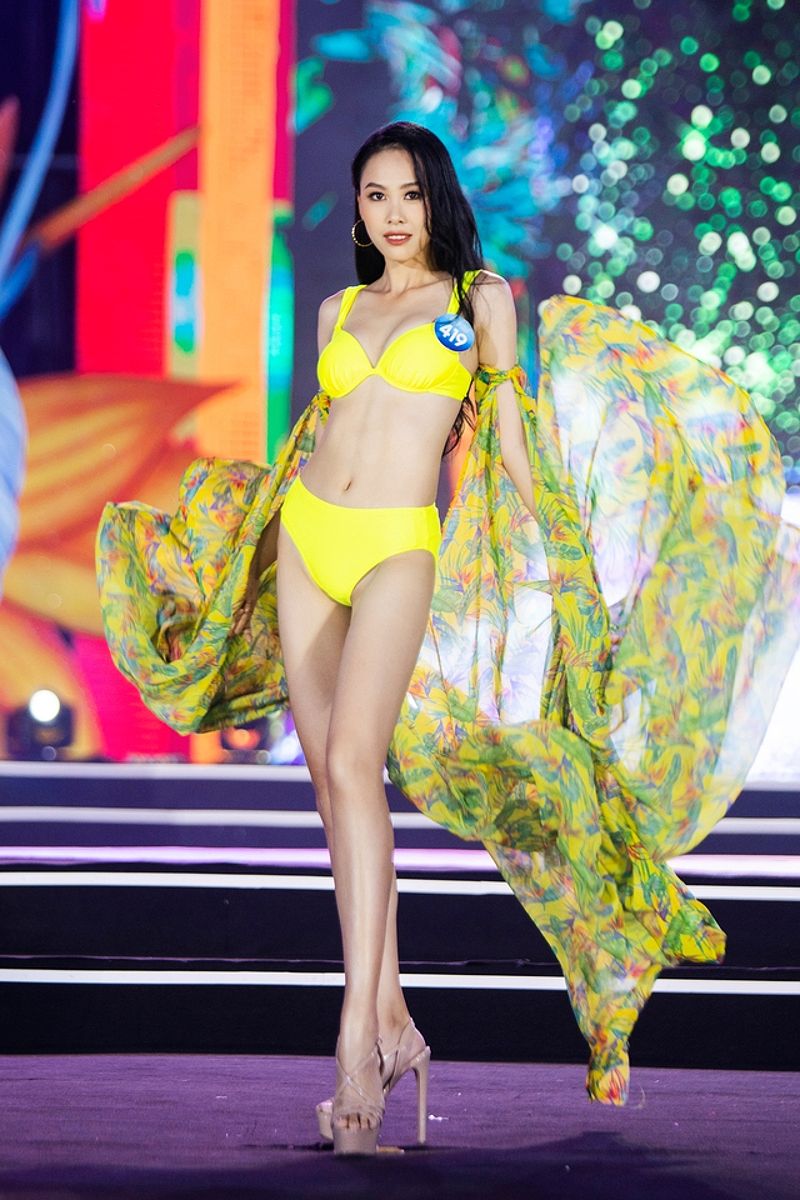 3 người đẹp Miss World Vietnam 2019 tỏa sáng trong màn trình diễn bikini - -741773320